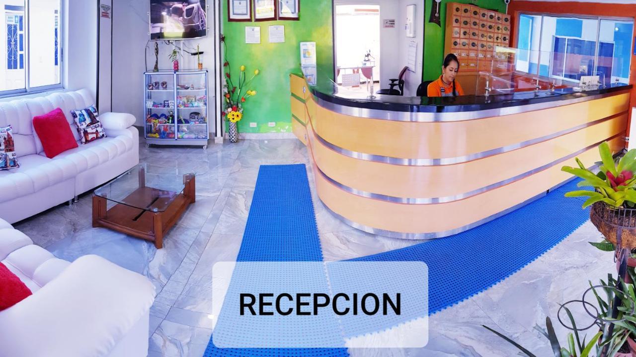 Hotel Barcelona צ'ינאוטה מראה חיצוני תמונה