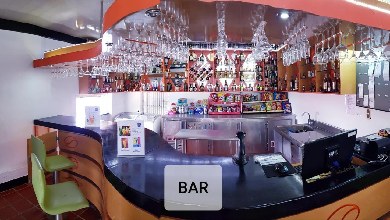 Hotel Barcelona צ'ינאוטה מראה חיצוני תמונה